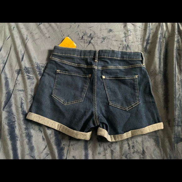 Girls Mid Rise Denim shorts - Picture 4 of 5
